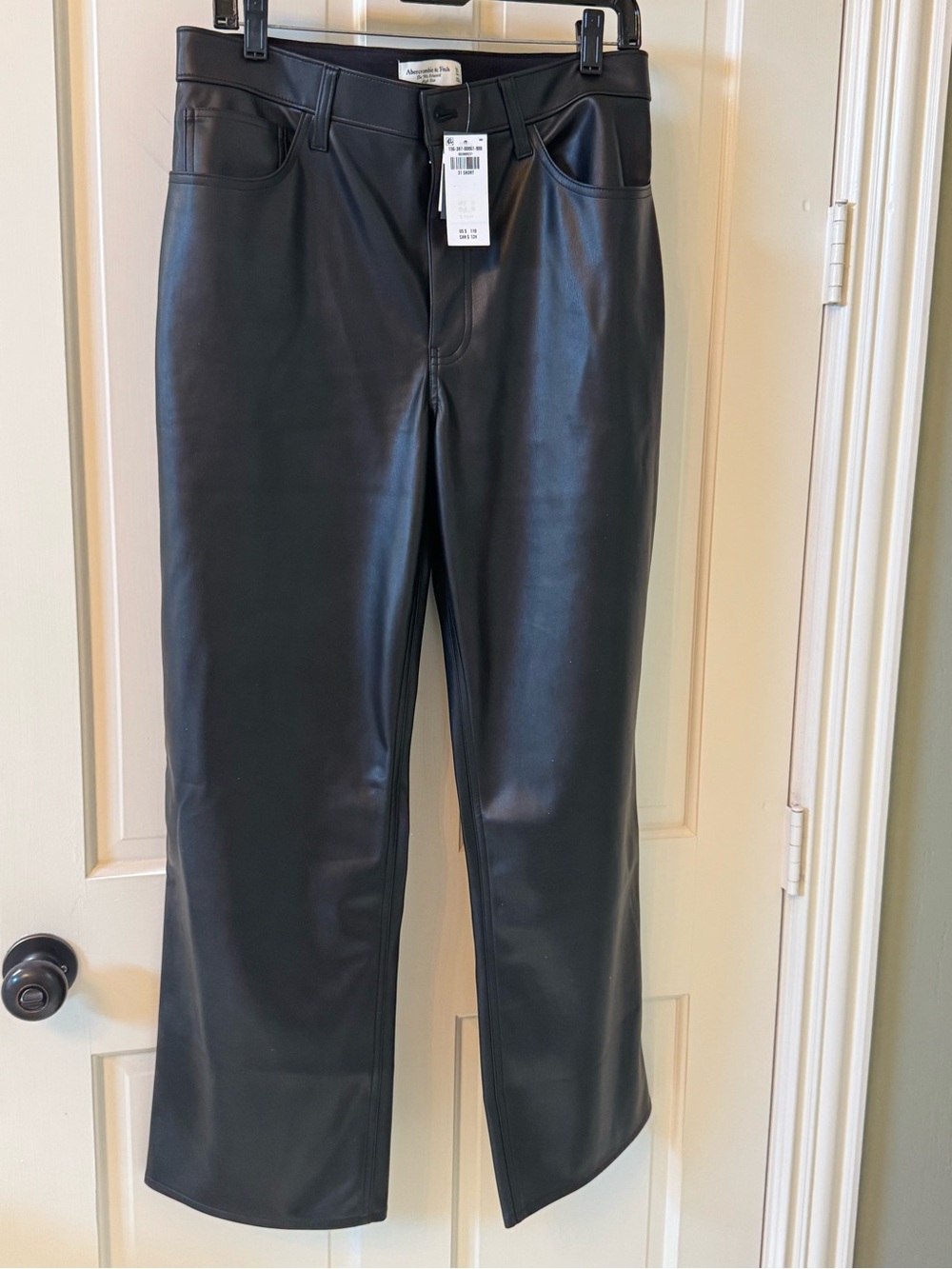 NEW WITH TAGS 

Abercrombie & Fitch Black Faux Leather Straight-Leg Pants